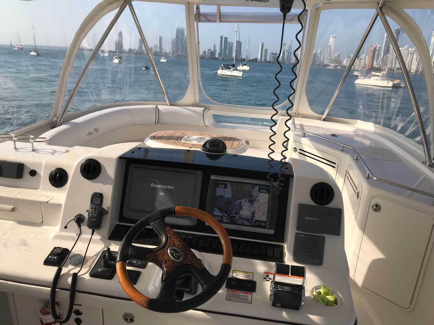 58' Sea Ray Sedan Flybridge yacht charter in Cartagena, Colombia