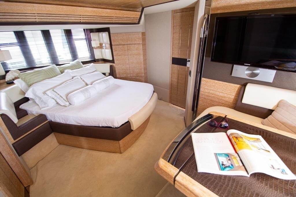 64' Azimut Fly yacht charter in Cartagena, Colombia