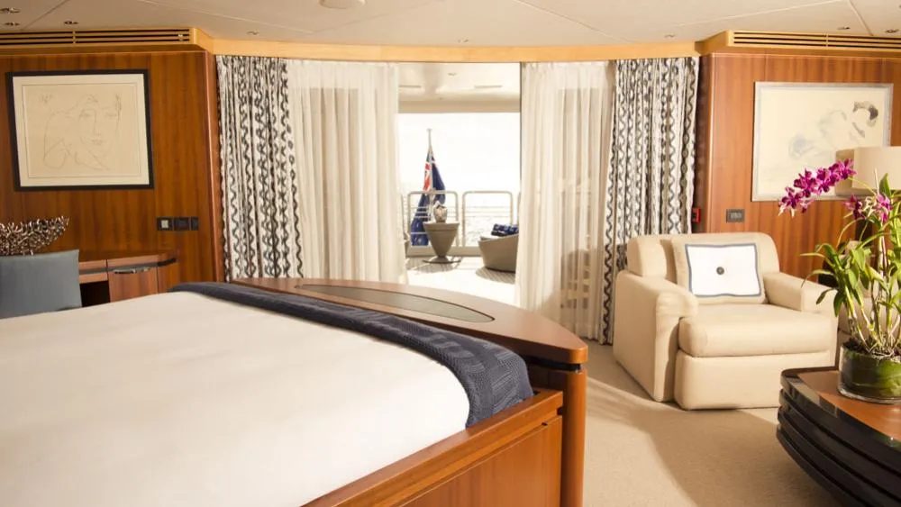 114' Spirit luxury yacht charter in Nassau, Bahamas