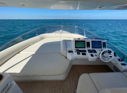 70′ Azimut C + Water Toy, private yacht charter in Miami