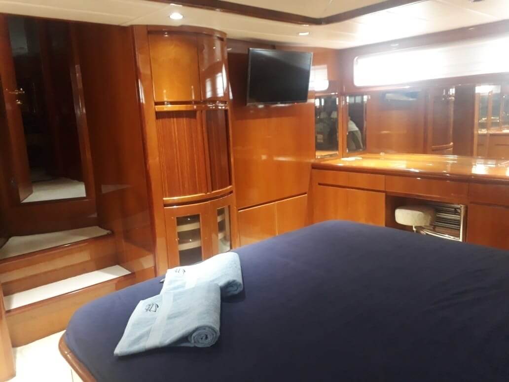 75' Tinitum yacht charter in Cartagena, Colombia