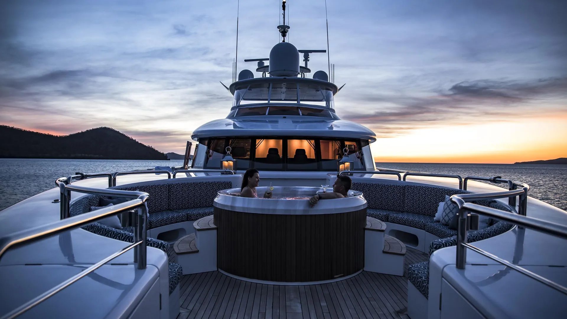 114' Spirit luxury yacht charter in Nassau, Bahamas