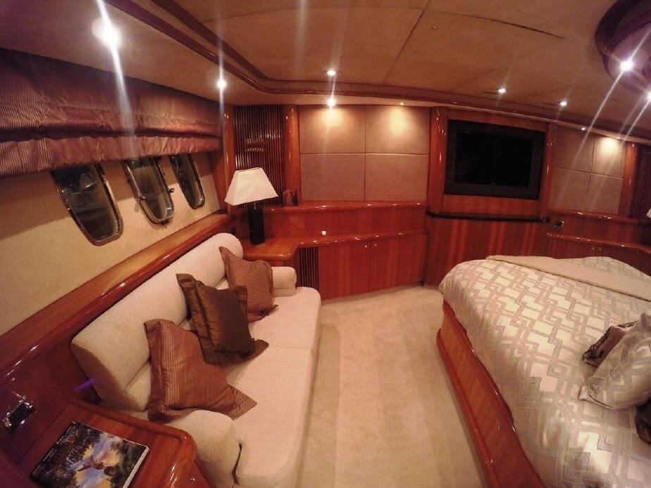 72' Sunseeker yacht charter in Cartagena, Colombia
