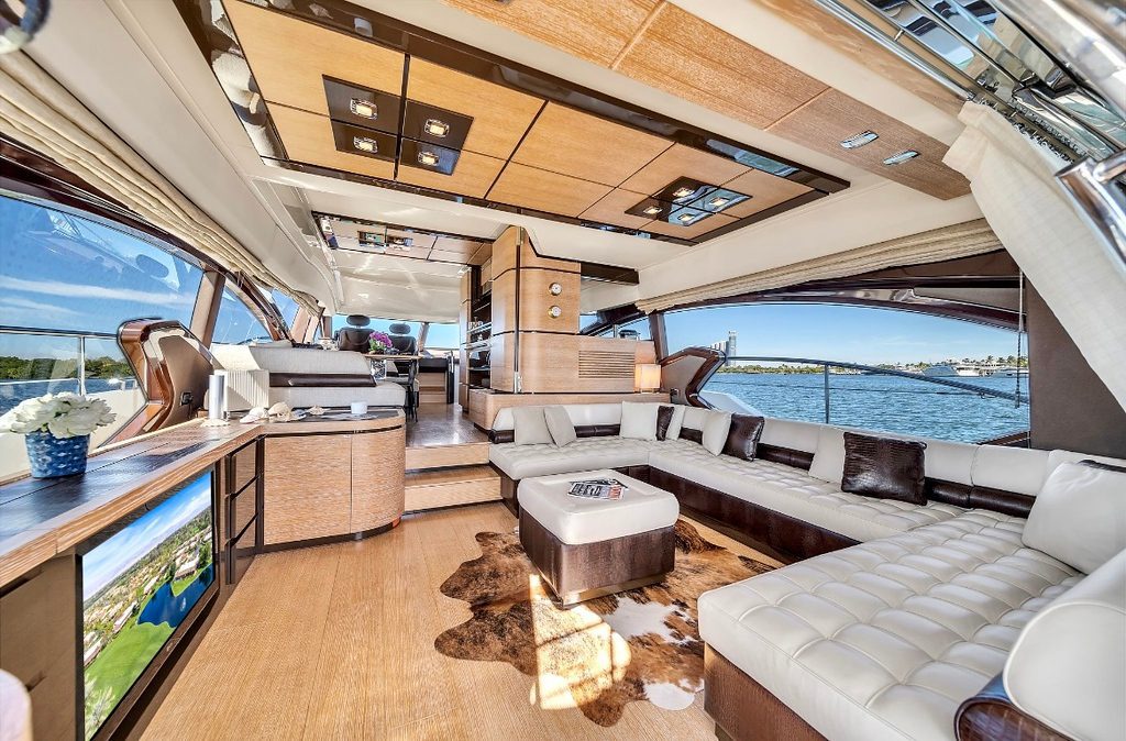 70′ Azimut FB + Jetski 1Hr, private yacht charter in Miami