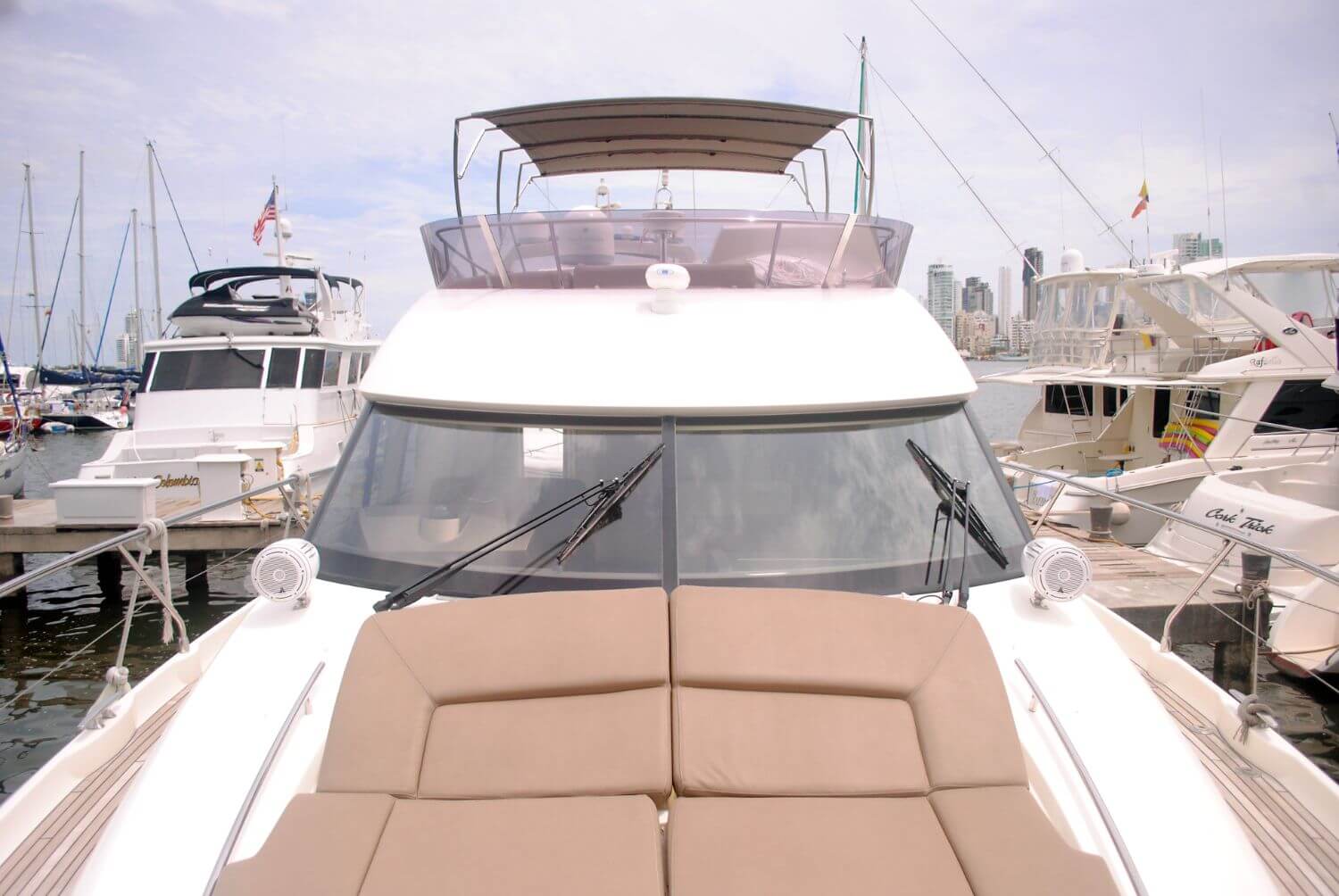 50' Prestige 500 Flybridge yacht charter in Cartagena, Colombia