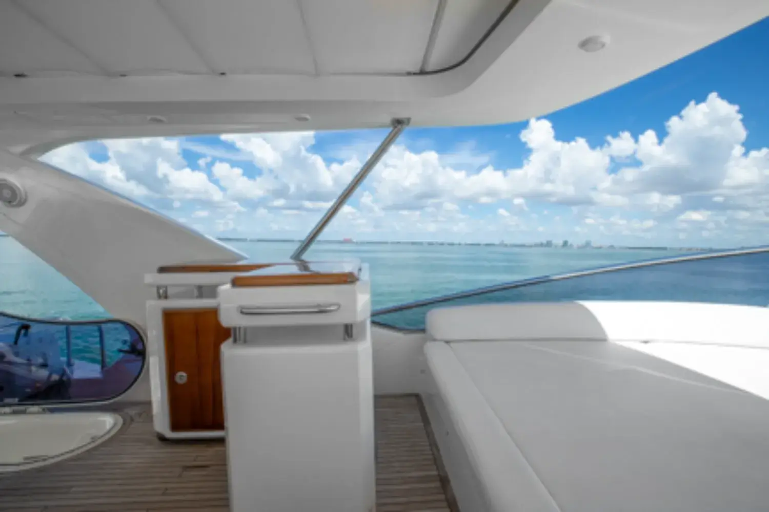 70′ Azimut + Water Toys + Jetski 1Hr, private yacht charter in Miami