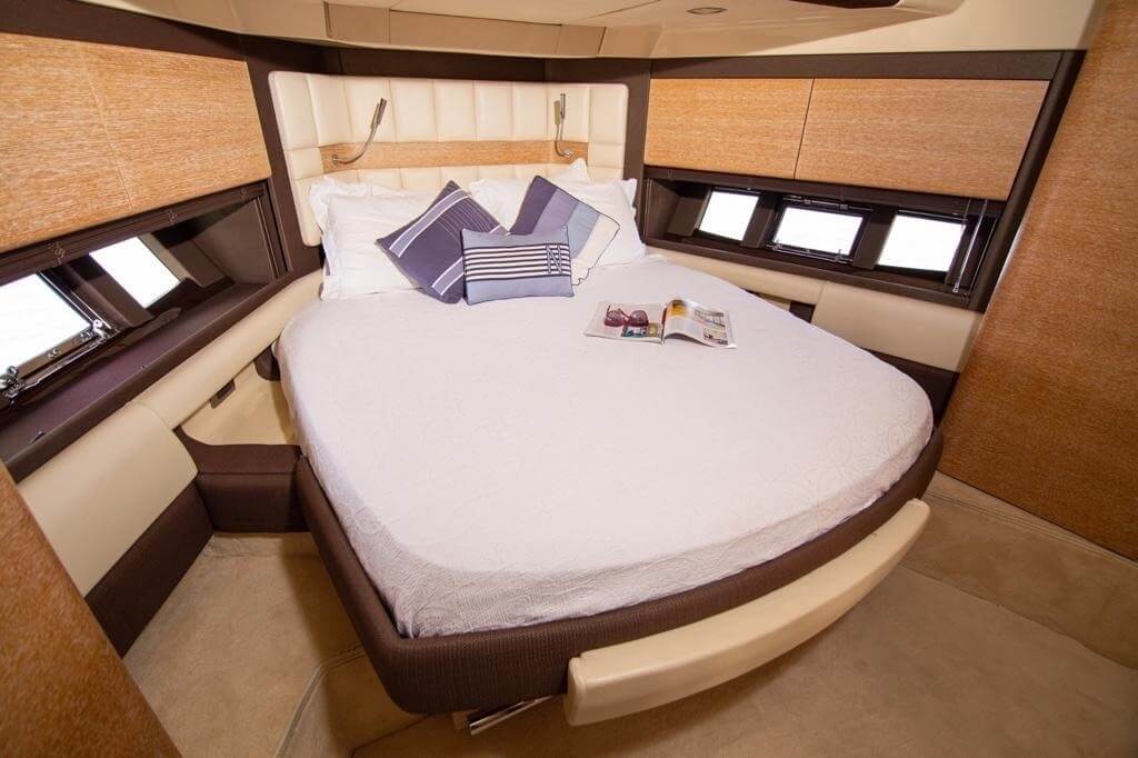 64' Azimut Fly yacht charter in Cartagena, Colombia