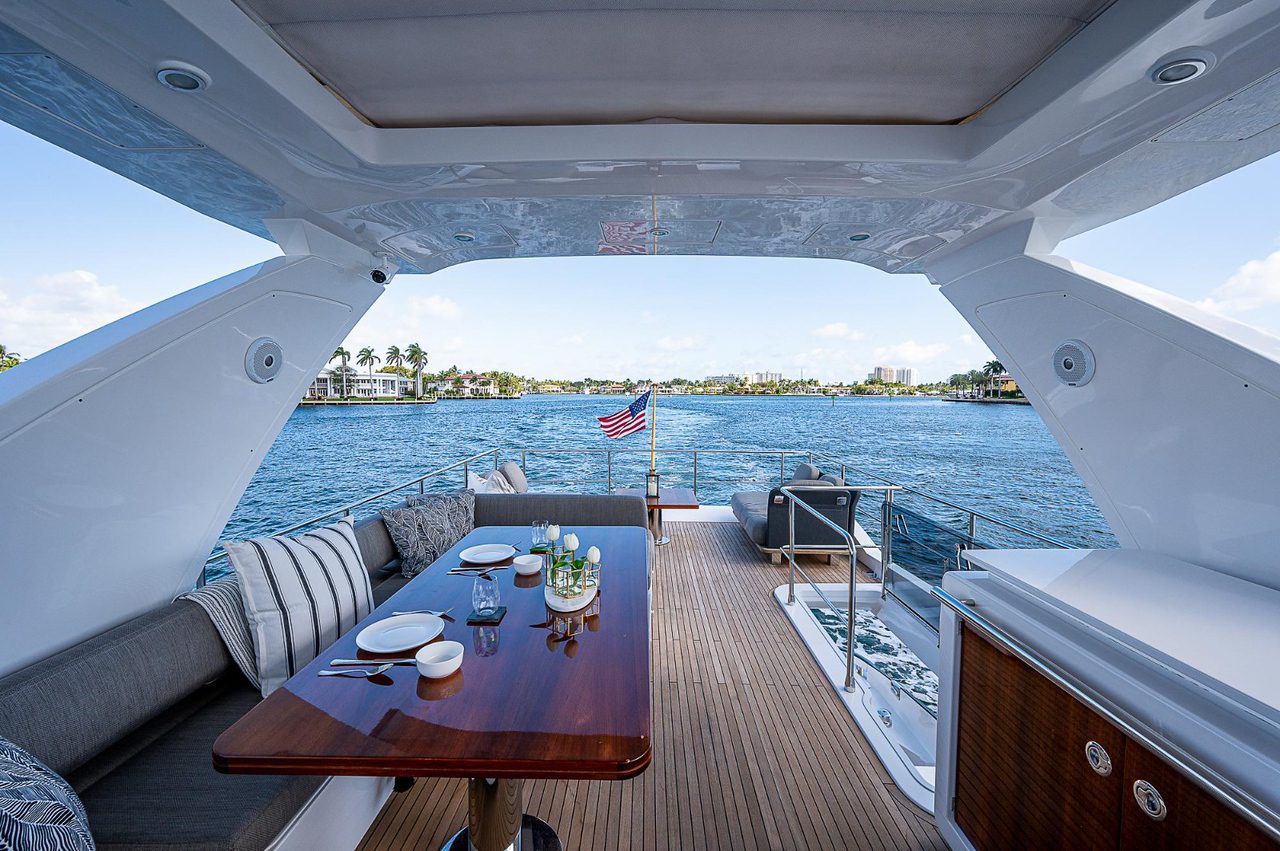 66′ Azimut + Water Toys, private yacht charter in Miami
