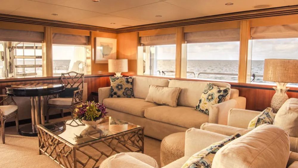 114' Spirit luxury yacht charter in Nassau, Bahamas
