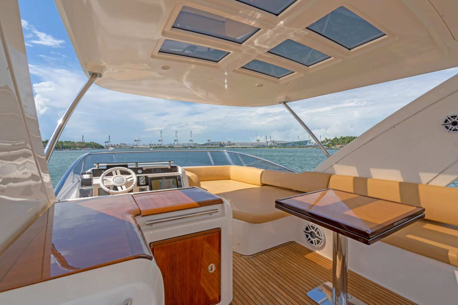 65′ Azimut + Water Toys + Jetski 1Hr, private yacht charter in Miami