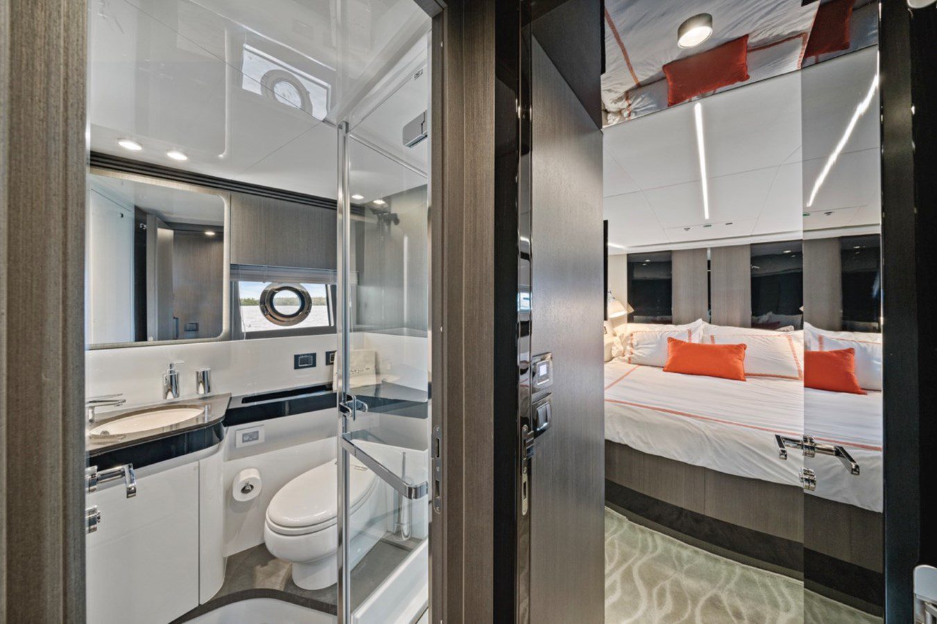 72′ Azimut D + Water Toys, private yacht charter in Miami