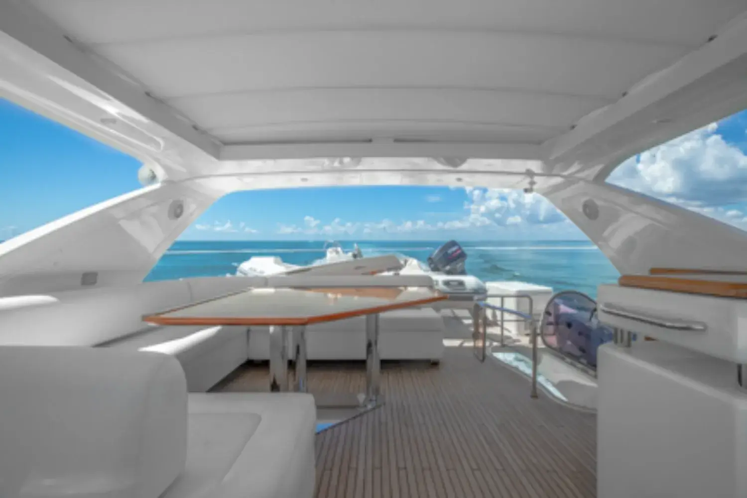 70′ Azimut + Water Toys + Jetski 1Hr, private yacht charter in Miami