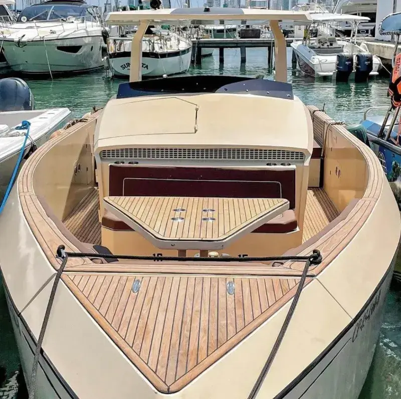 39' Galea yacht charter in Cartagena, Colombia