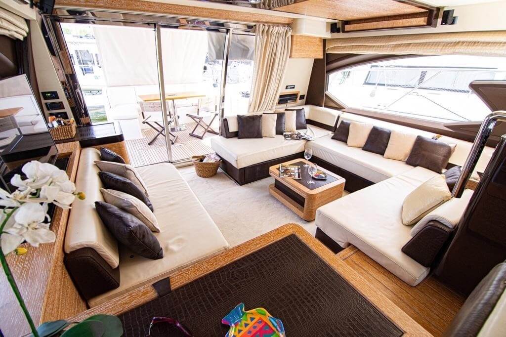 64' Azimut Fly yacht charter in Cartagena, Colombia