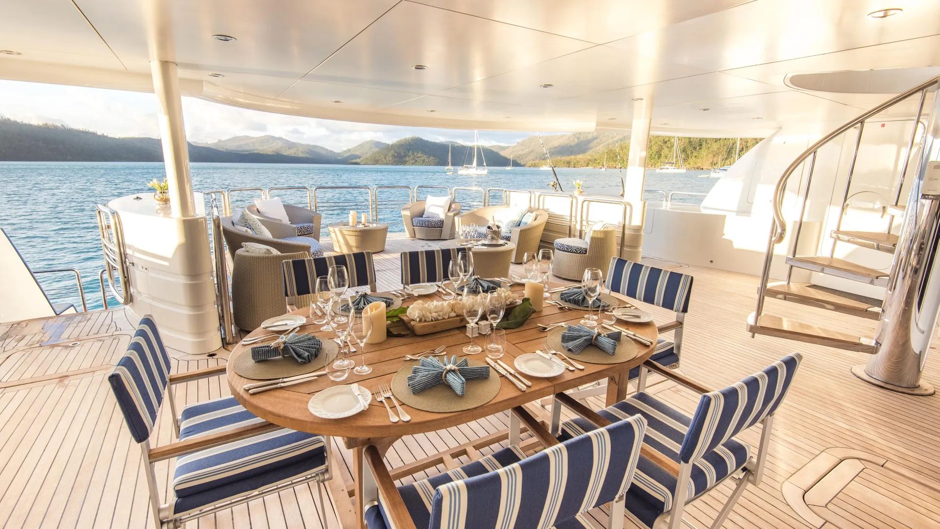 114' Spirit luxury yacht charter in Nassau, Bahamas