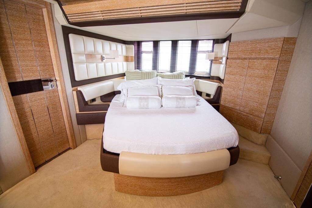 64' Azimut Fly yacht charter in Cartagena, Colombia