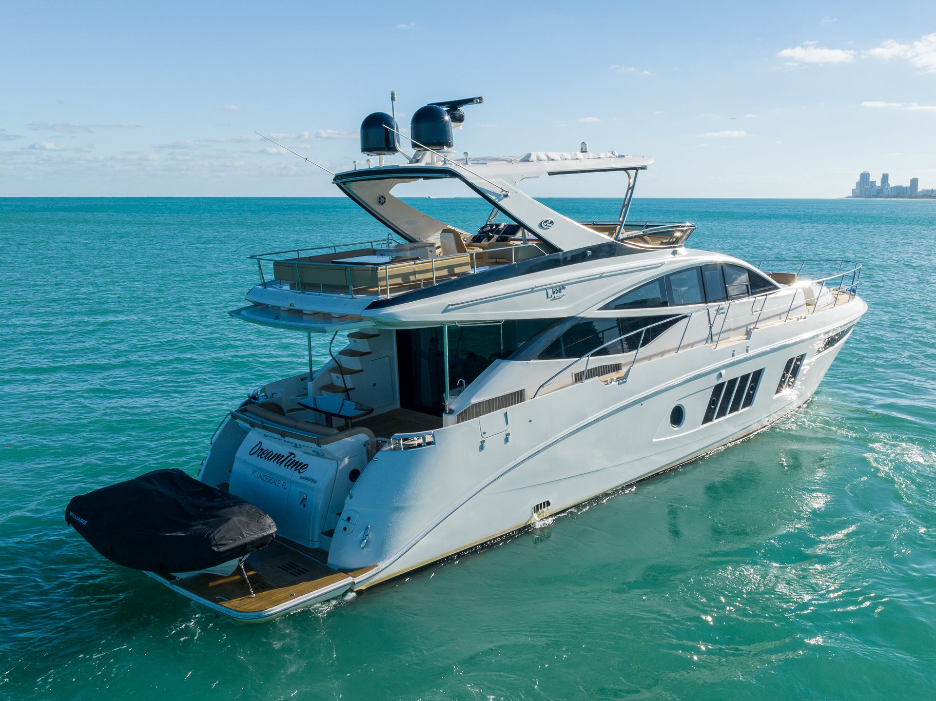 65' Dream Time luxury yacht charter in Nassau, Bahamas
