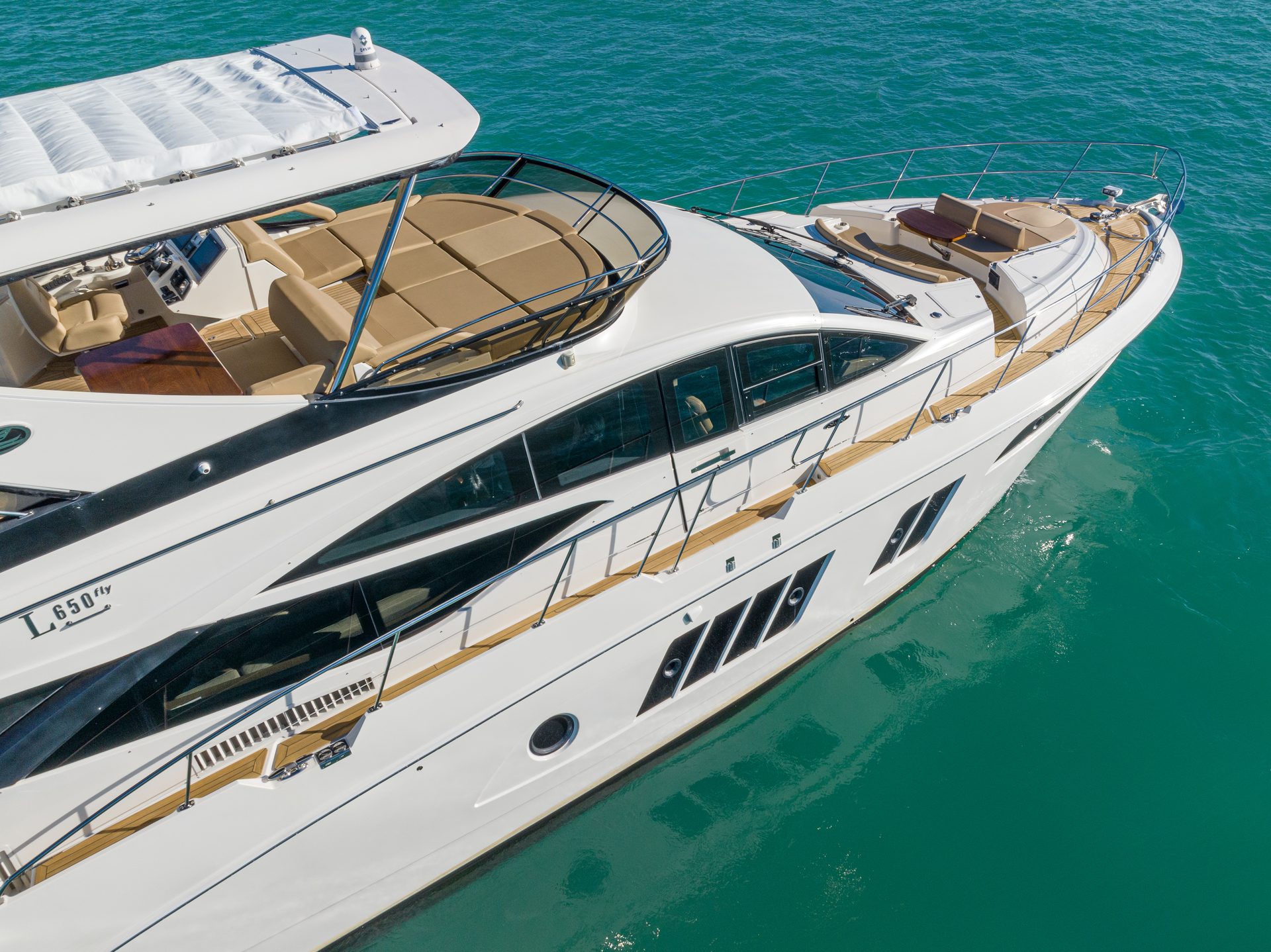 65' Dream Time luxury yacht charter in Nassau, Bahamas
