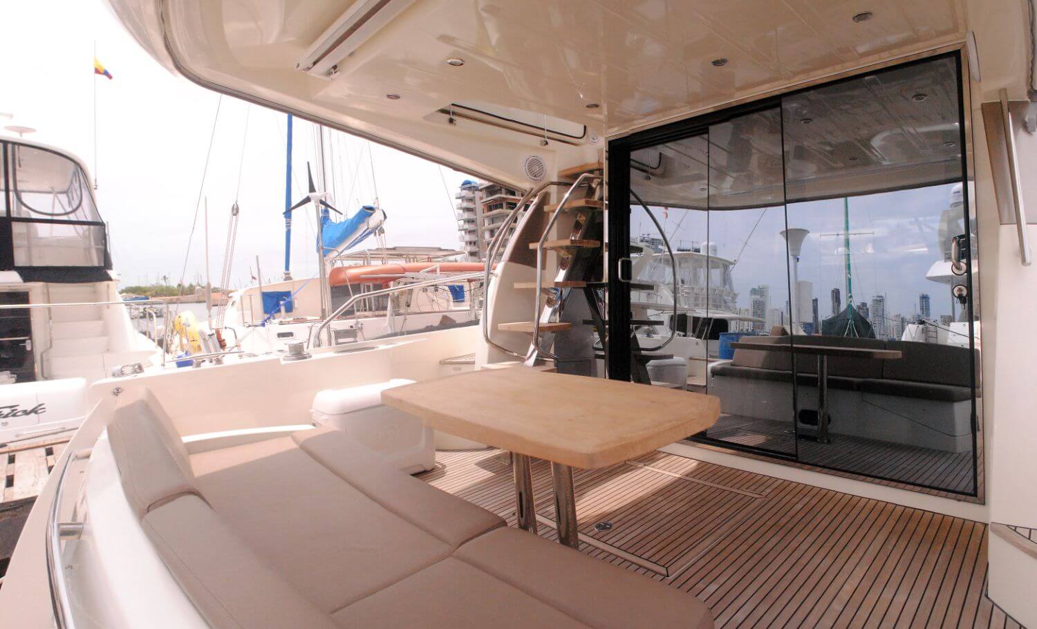 50' Prestige 500 Flybridge yacht charter in Cartagena, Colombia