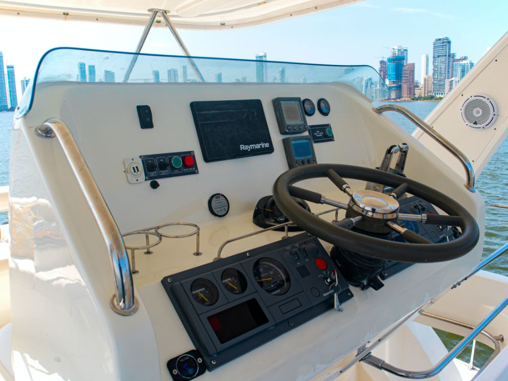 47' Leopard yacht charter in Cartagena, Colombia