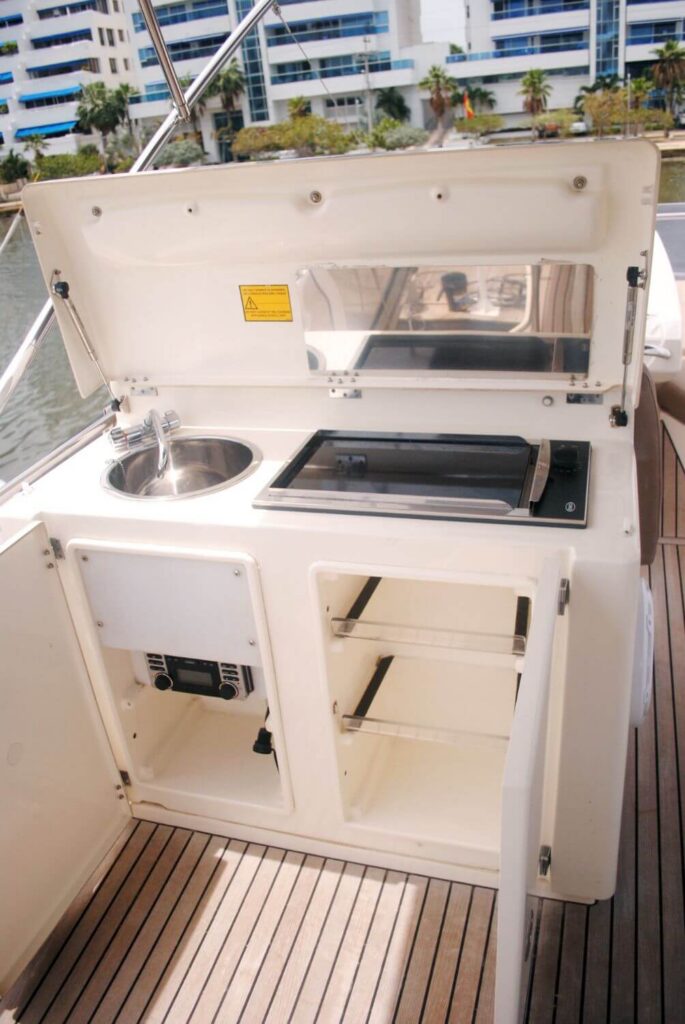 50' Prestige 500 Flybridge yacht charter in Cartagena, Colombia