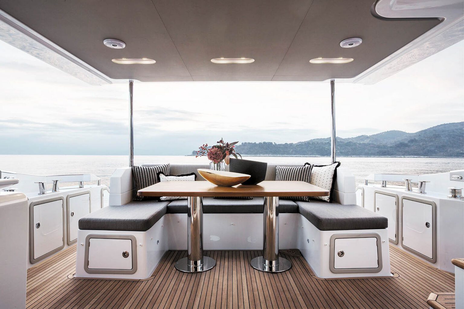 68′ Azimut + Water Toys + Jetski 1Hr, private yacht charter in Miami