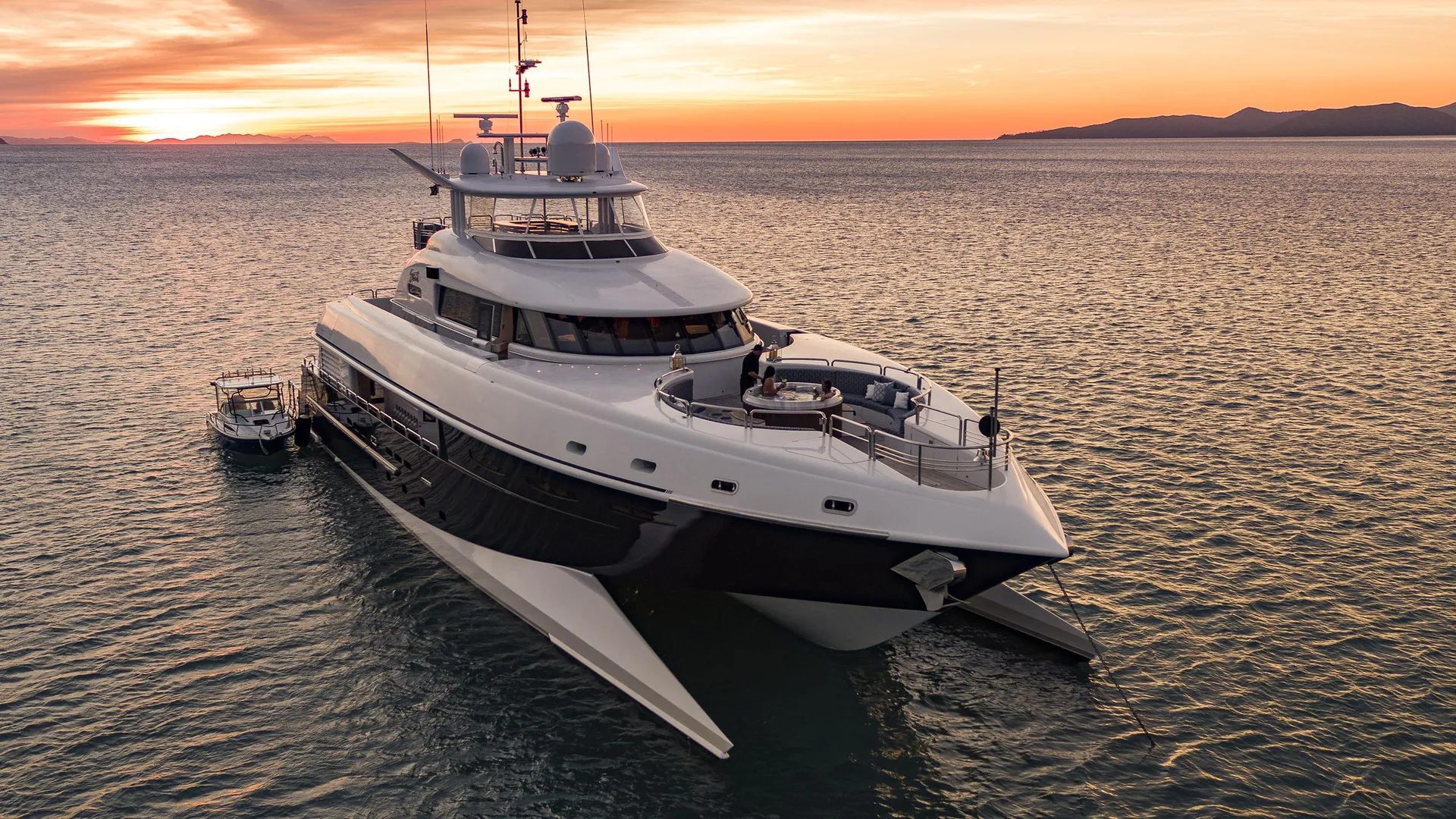 114' Spirit luxury yacht charter in Nassau, Bahamas