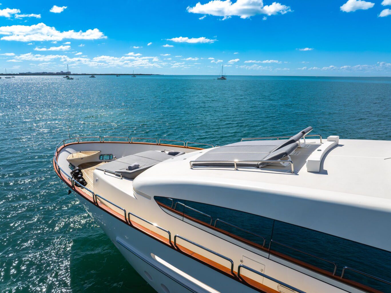 105′ Azimut Babieca + Jacuzzi