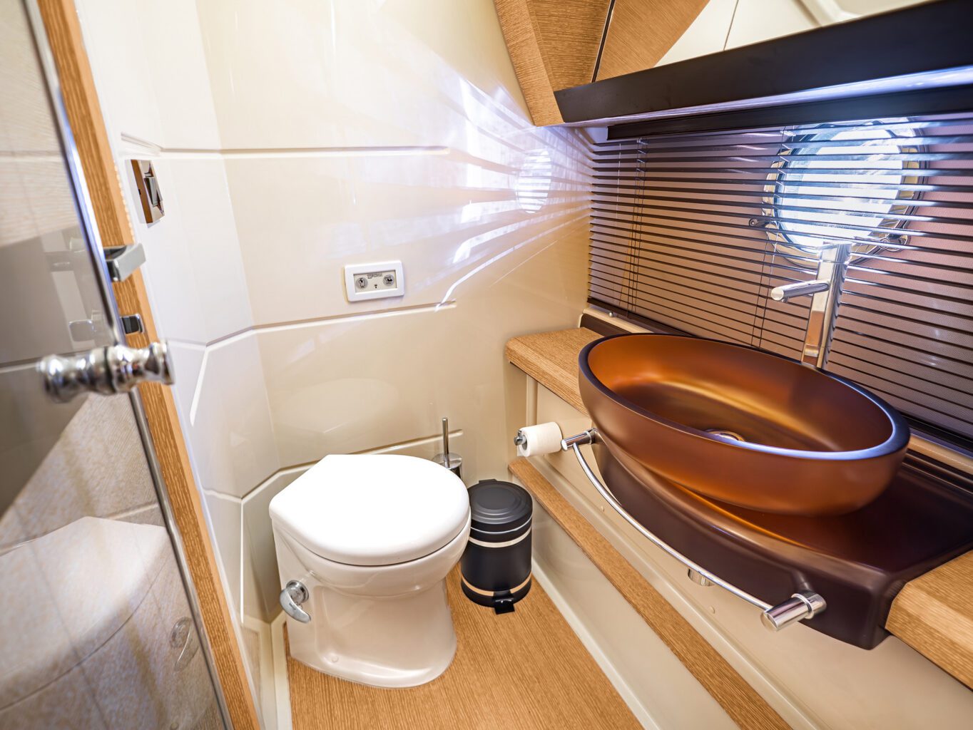 54′ Azimut + Water Toys, private yacht charter in Miami