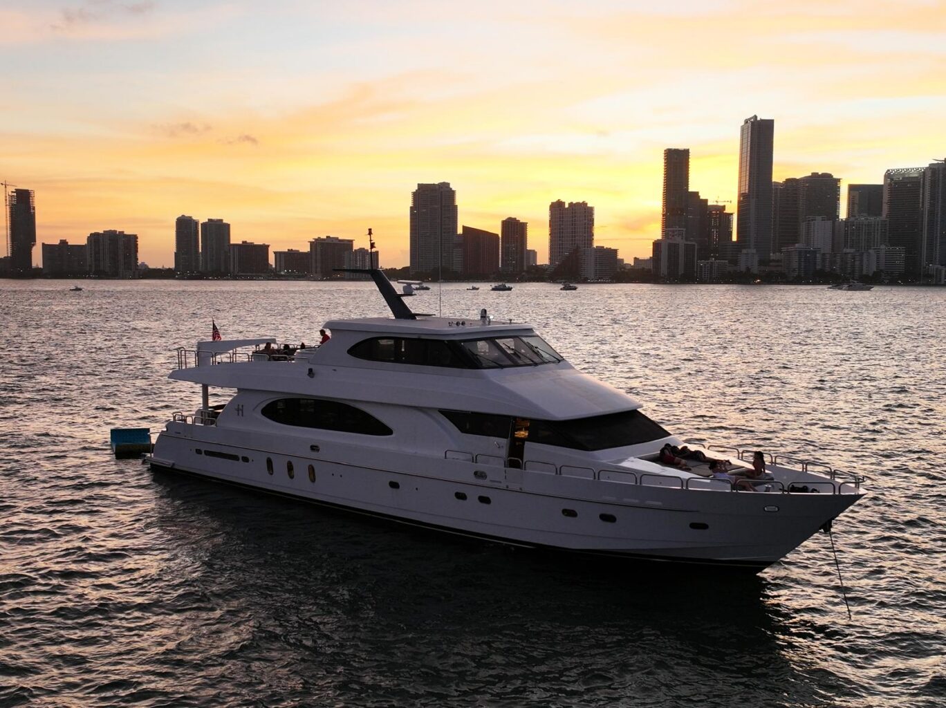 98′ Hargrave + Water Toys + Jetski 1Hr, private yacht charter in Miami