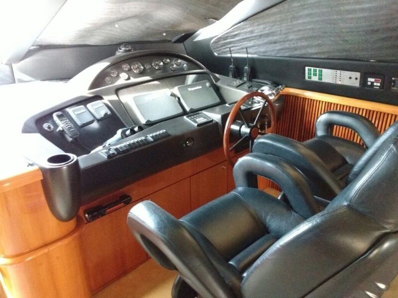 72' Sunseeker yacht charter in Cartagena, Colombia