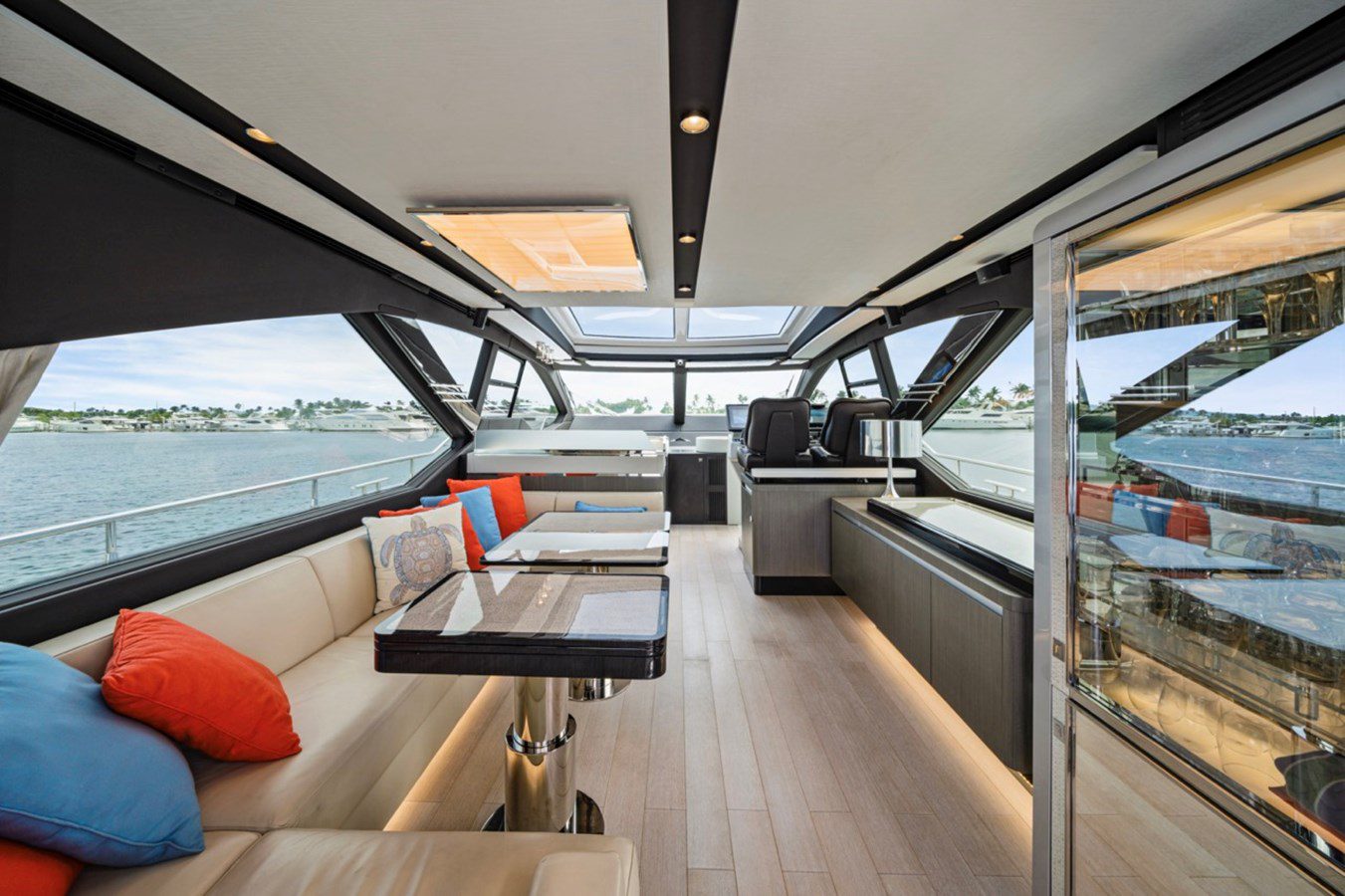 72′ Azimut D + Water Toys, private yacht charter in Miami