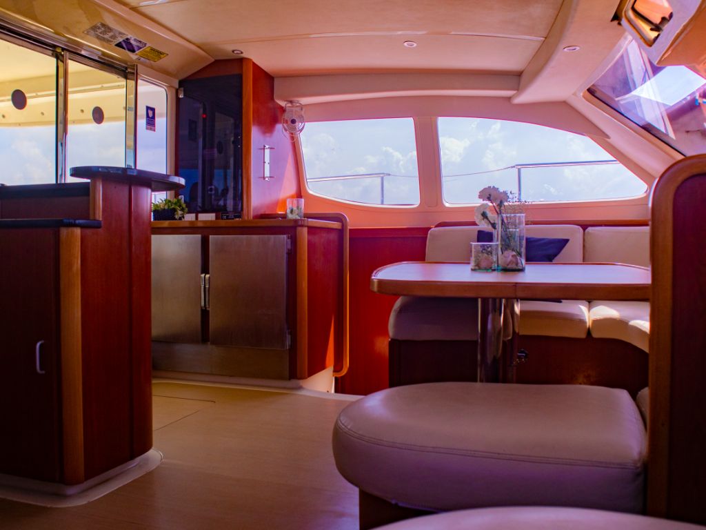 47' Leopard yacht charter in Cartagena, Colombia