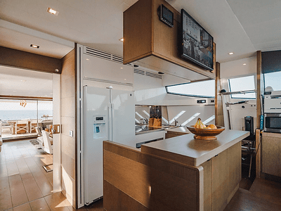 87′ Ferretti + Water Toys, private yacht charter in Miami