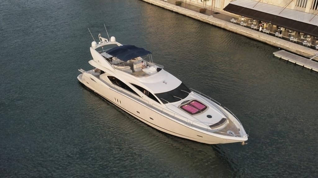 72' Sunseeker yacht charter in Cartagena, Colombia