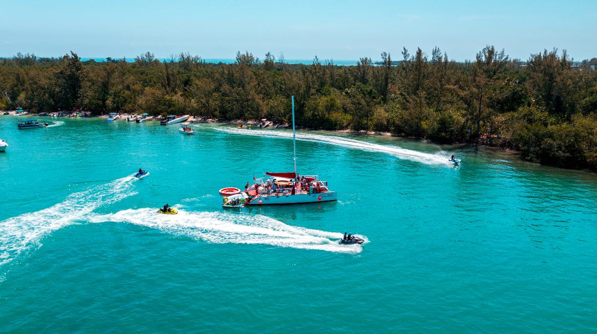 50′ Catamaran + Water Toys, private yacht charter in Miami