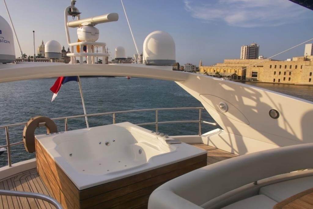 72' Sunseeker yacht charter in Cartagena, Colombia