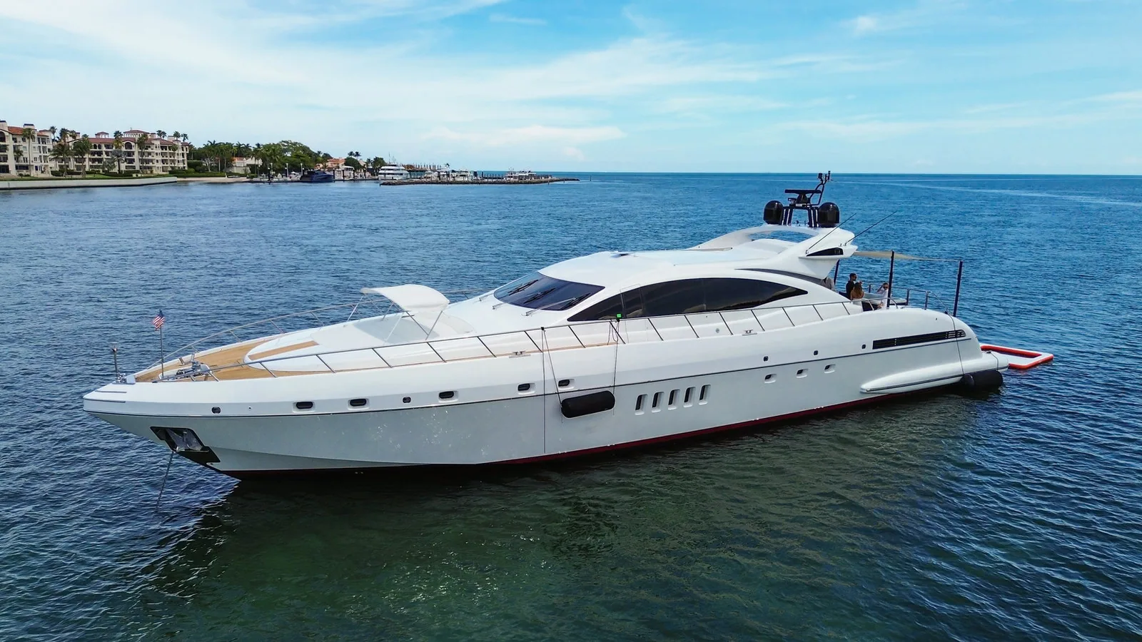 95′ Mangusta Houdini + Jacuzzi + Jetski 1H, private yacht charter in Miami