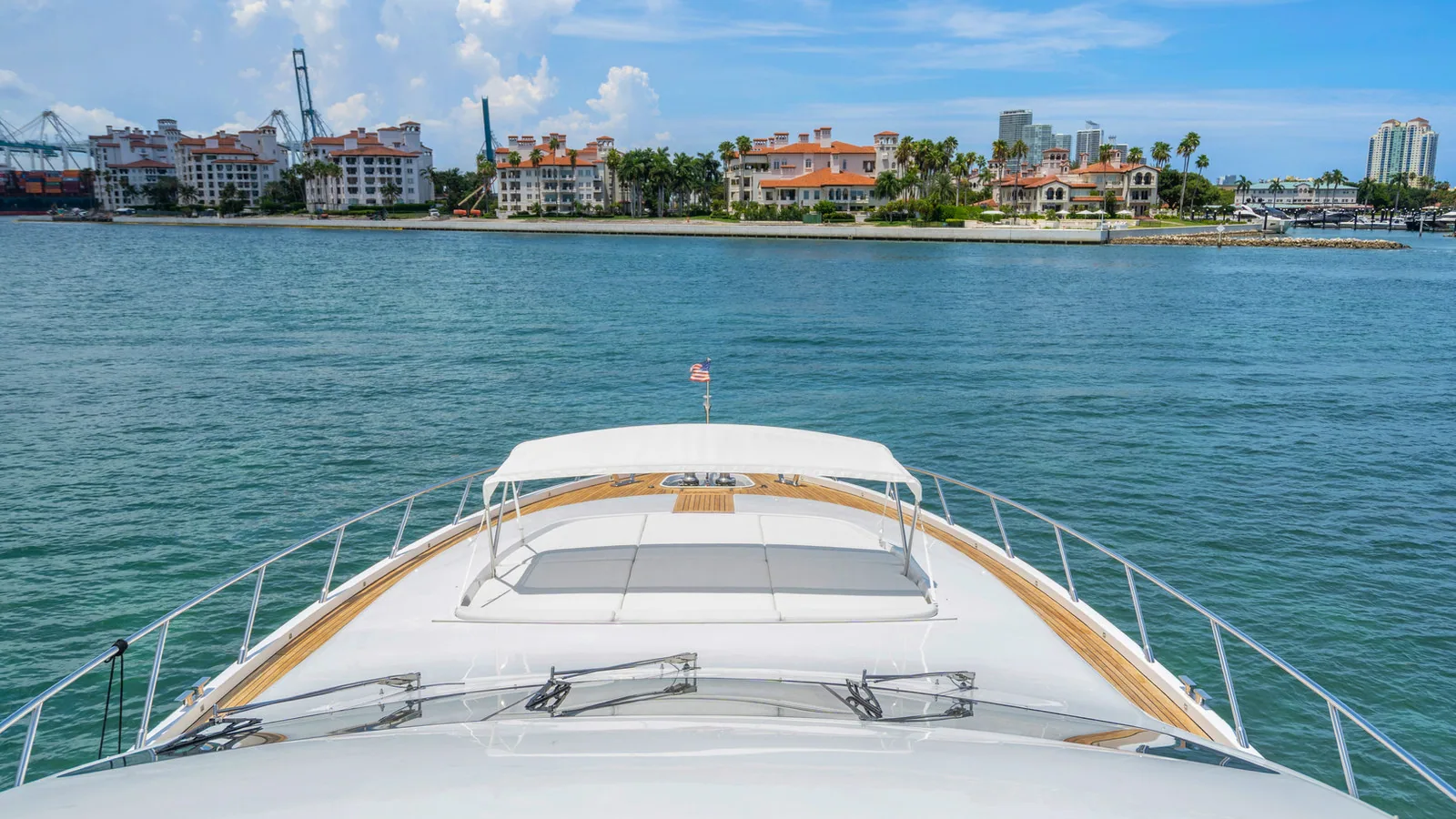 95 foot Mangusta Houdini yacht charter in Miami